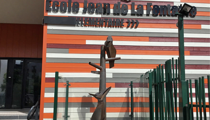 Extrait de la capsule vidéo « École la Fontaine », réalisée par les jeunes du Petit-Nanterre lors d'ateliers collectifs